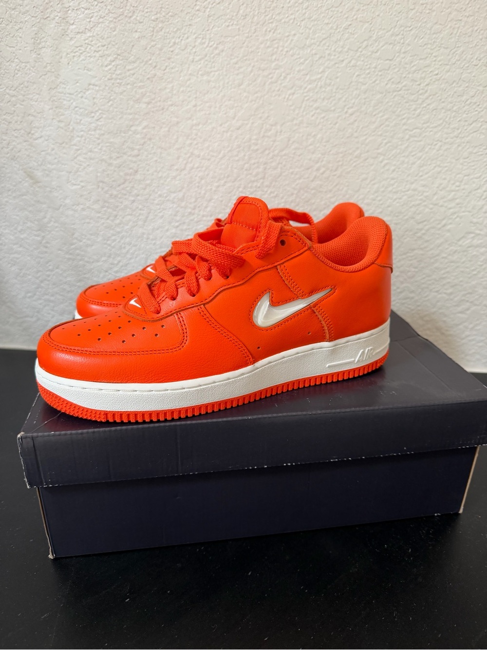 Men’s Nike Air Force 1 in Bright Orange